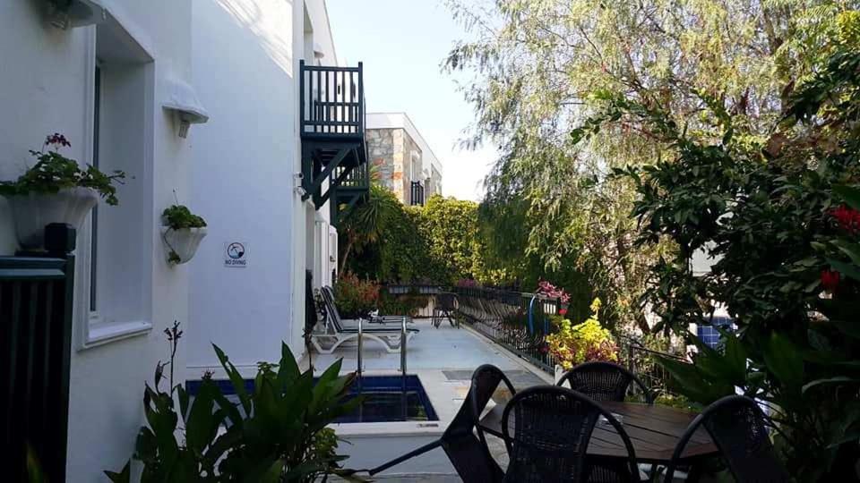 Emelce Apart Bodrum Buitenkant foto