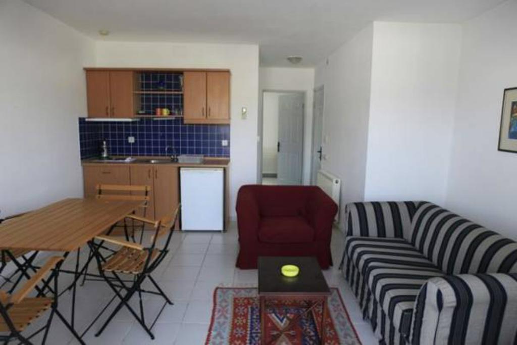 Emelce Apart Bodrum Buitenkant foto